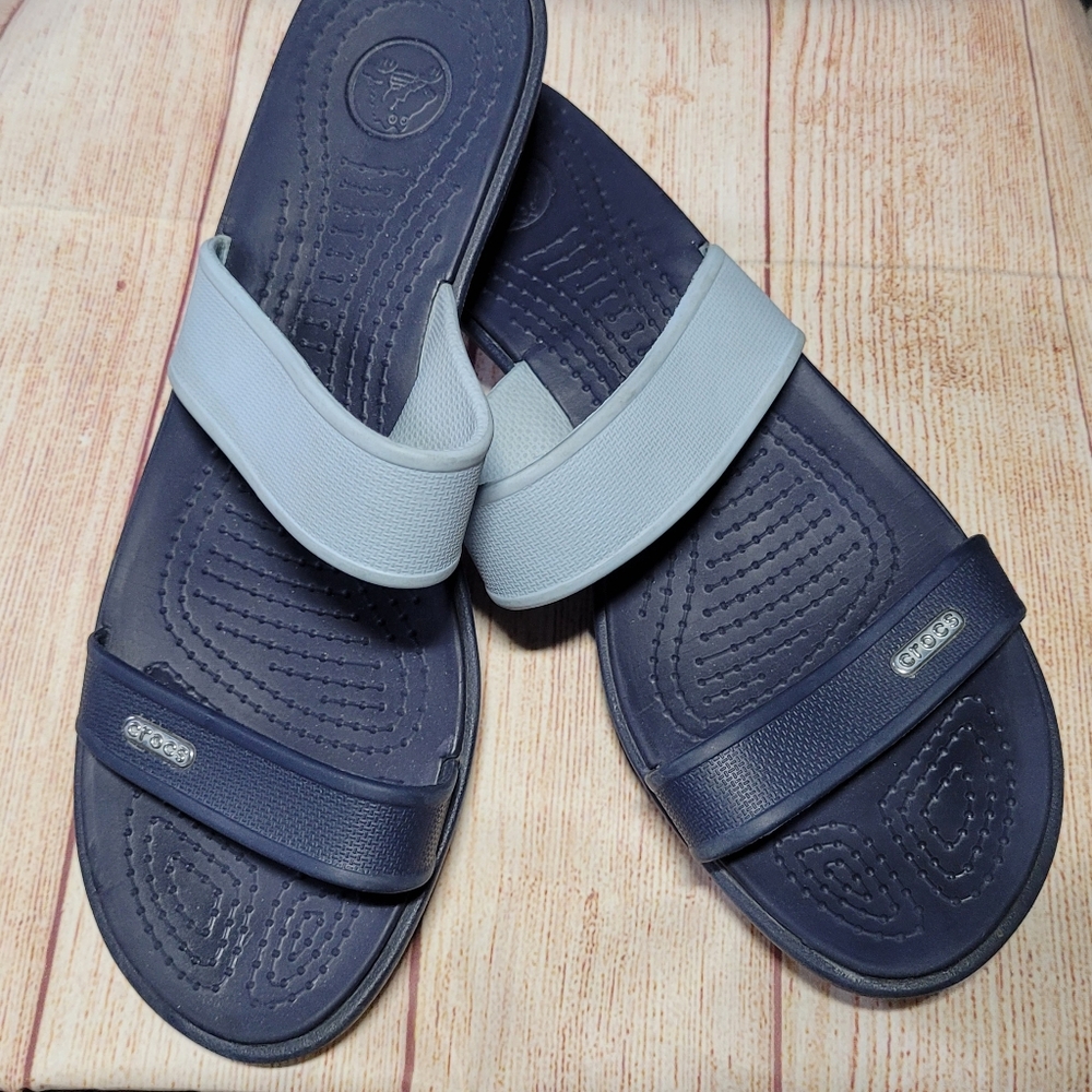 Crocs Madeira two-tone Slip-on Wedge Sandals Navy/Light Blue Women's Size 11 - Picture 16 of 16